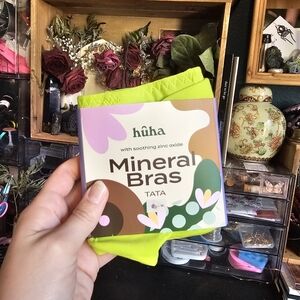 hūha Mineral Tata Bralette - Neon Lime Punch Medium New